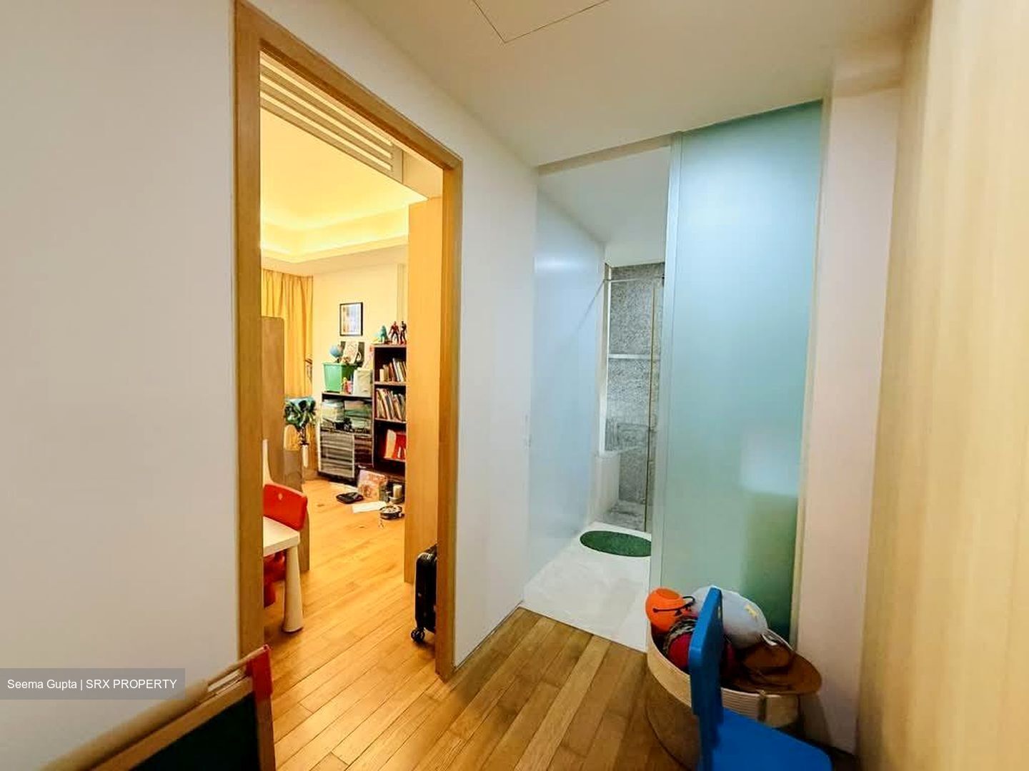 SilverSea (D15), Condominium #554694451